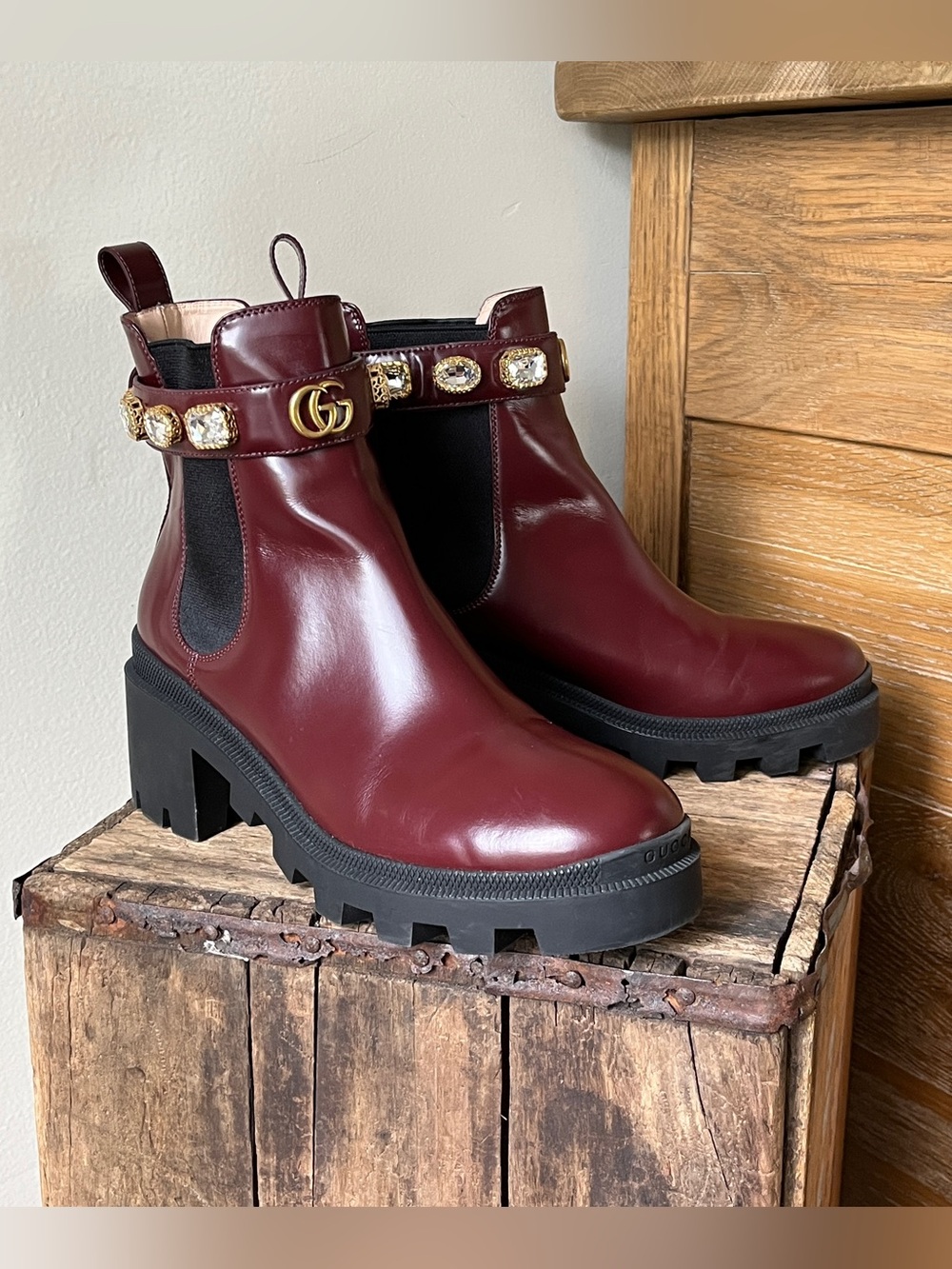 Gucci Trip Crystal Strap Lug Sole Chelsea Ankle Boots Bordeaux Burgundy 40.5